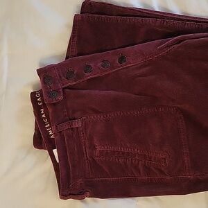 American Eagle Curvy High Rise Corduroy Jeggingn Maroon